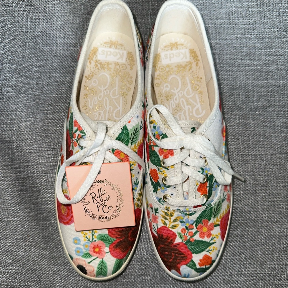 Kens Rifle Paper Co. size 6